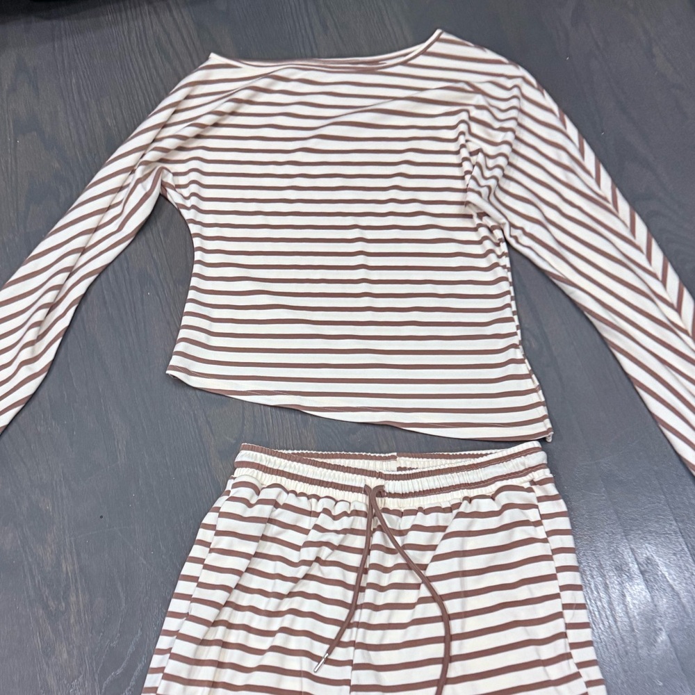 Striped Two-Piece Loungewear Set in Cream and Brown - Picture 6 of 9